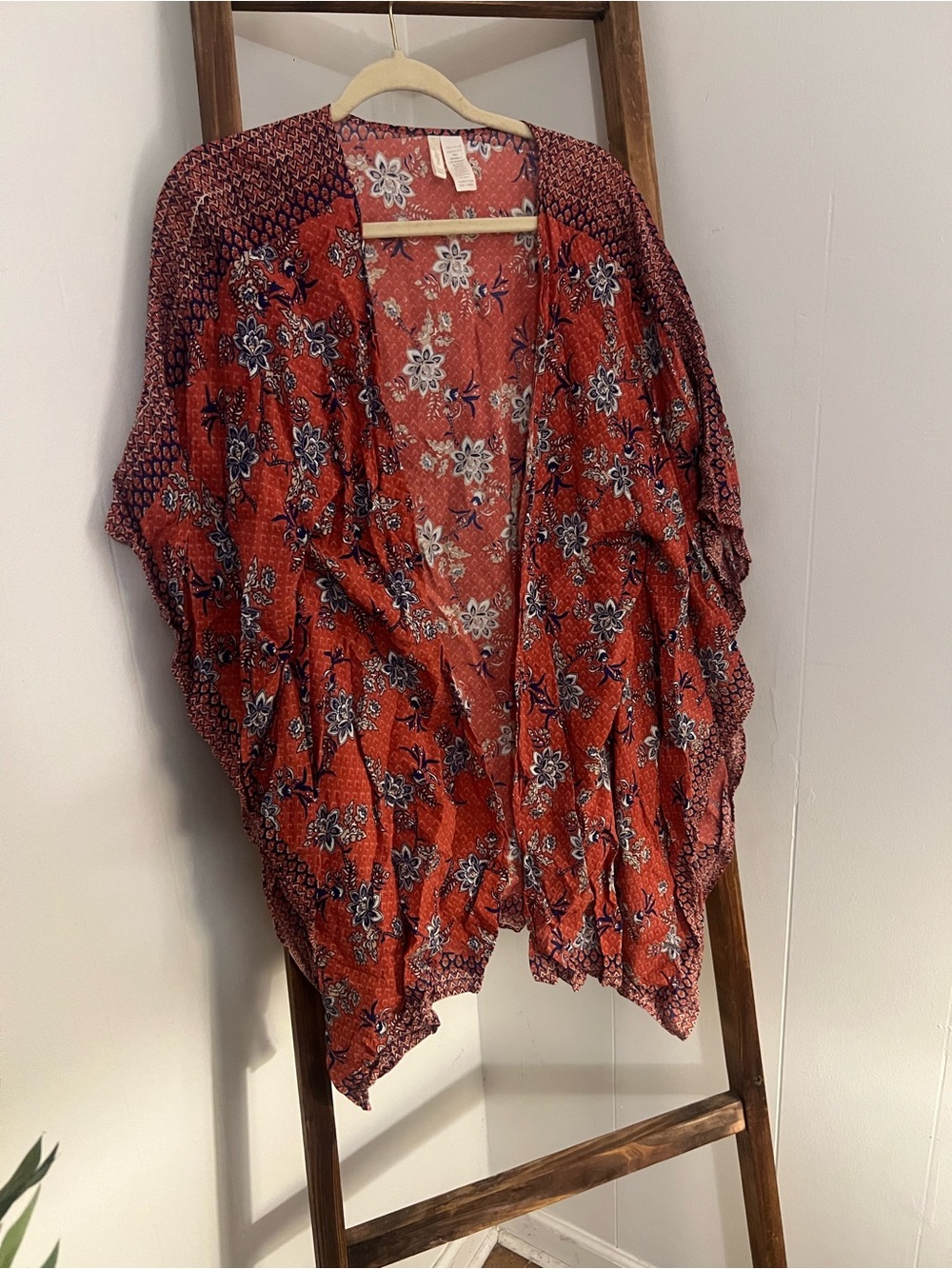 Japna Red Floral Open-Front Kimono Cape